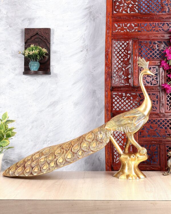 Premium Brass Peacock Showpiece Statue – Handcrafted Luxury Home Décor & Gift